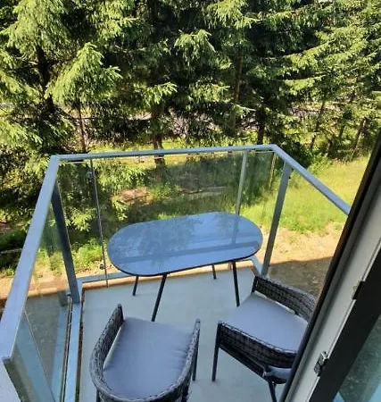 Nerudovka D 104, Finska Sauna, Garazove Stani * Loucna pod Klinovcem